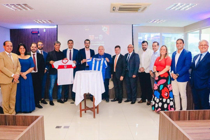 Ato de Assinatura de Convênio CRB e CSA